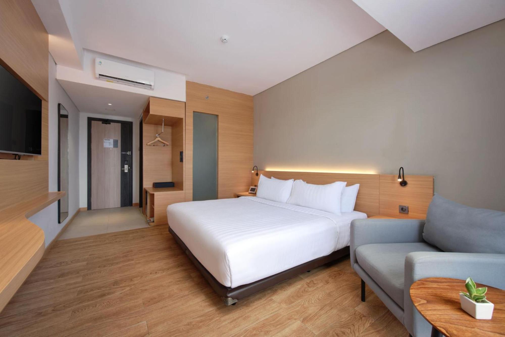 Harper Kupang By Aston Hotel Phòng bức ảnh